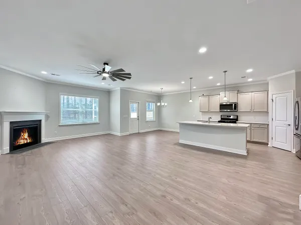 $2,700 | 229 Shadybrook Drive, Summerville, SC 29486