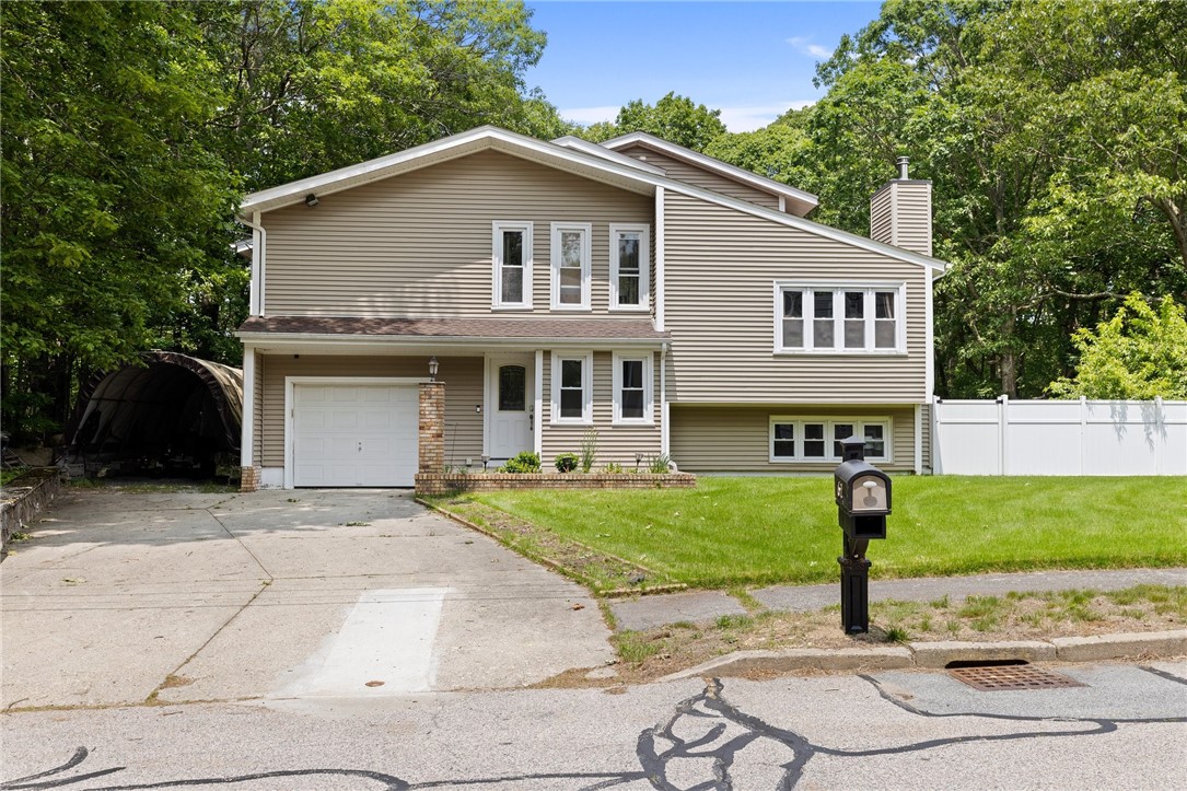 67 Highwood Drive Coventry, RI 02816 - Photo 1 of 50