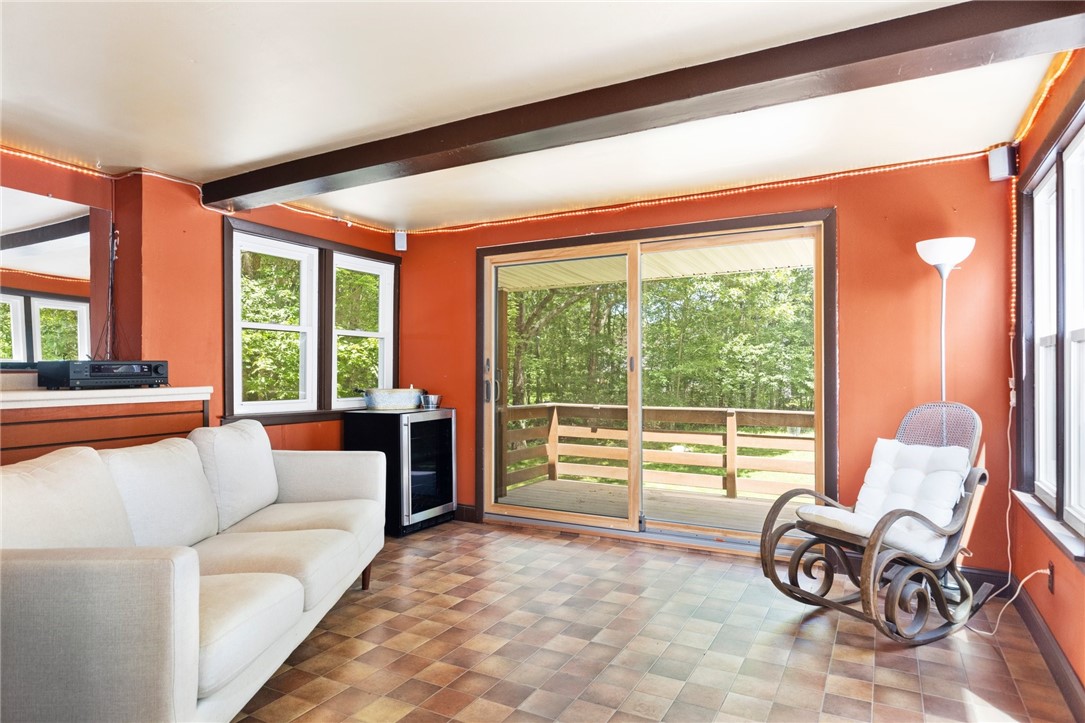 67 Highwood Drive Coventry, RI 02816 - Photo 18 of 50