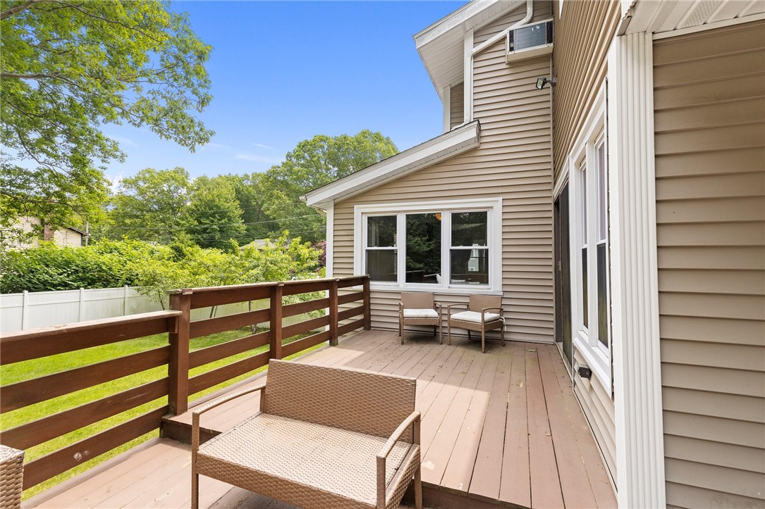 67 Highwood Drive Coventry, RI 02816 - Photo 22 of 50