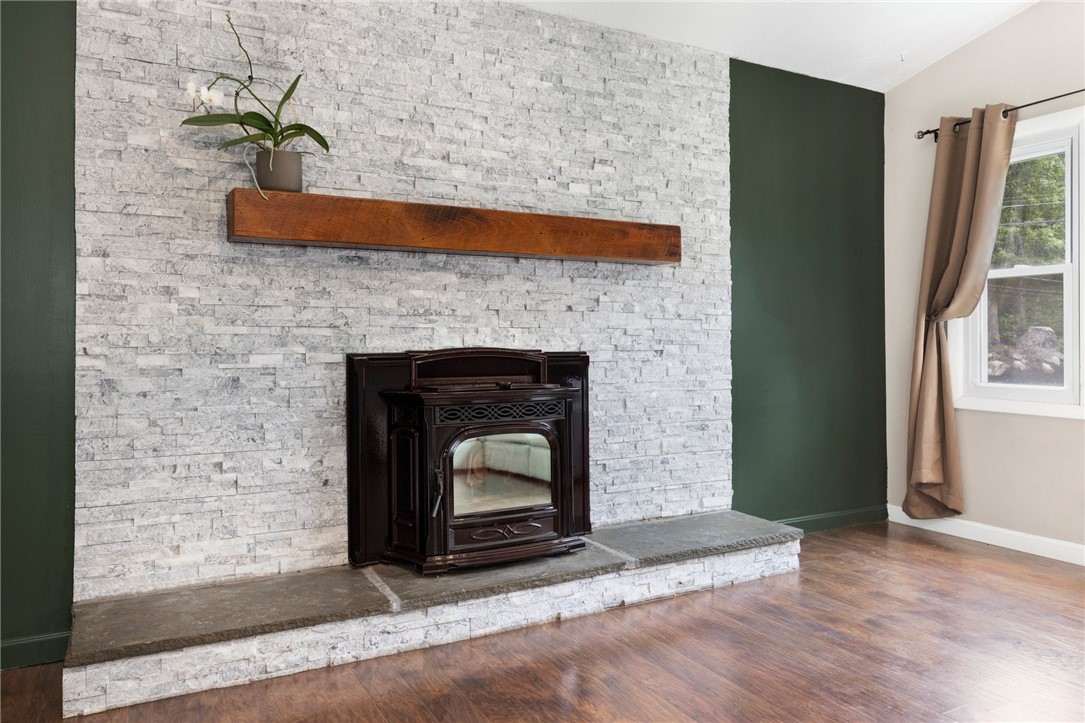 67 Highwood Drive Coventry, RI 02816 - Photo 8 of 50