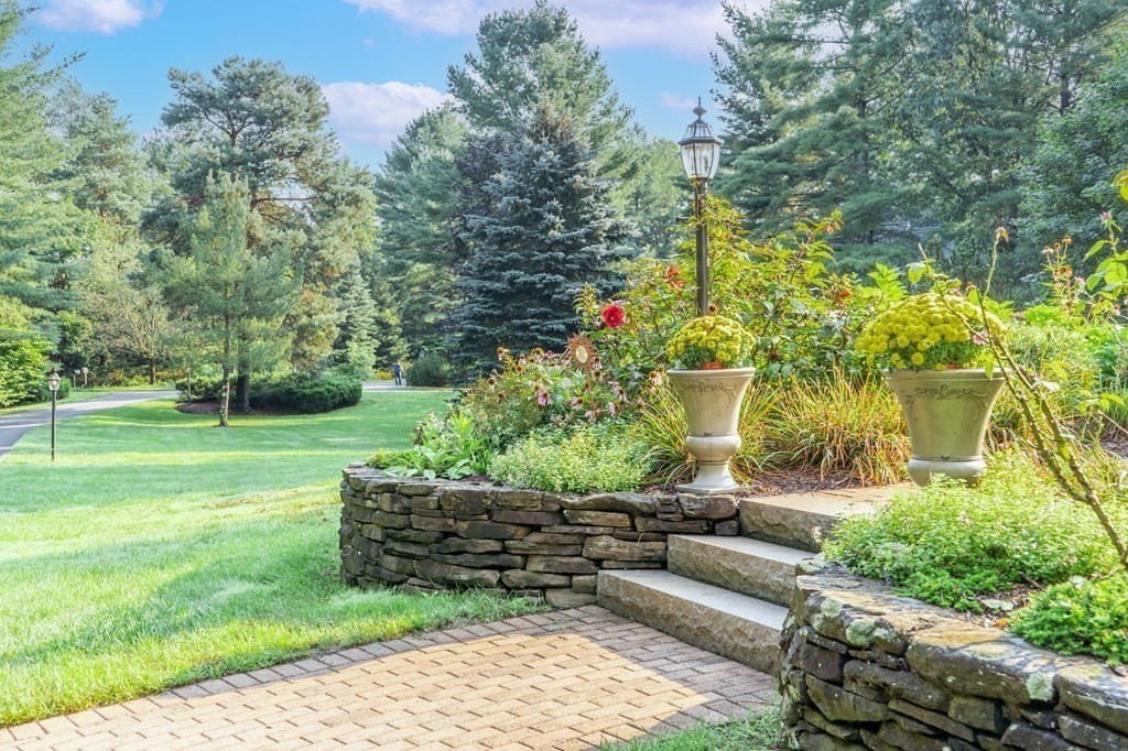 19 Davis Road Carlisle, MA 01741 - Photo 33 of 41 Gallery Image 33