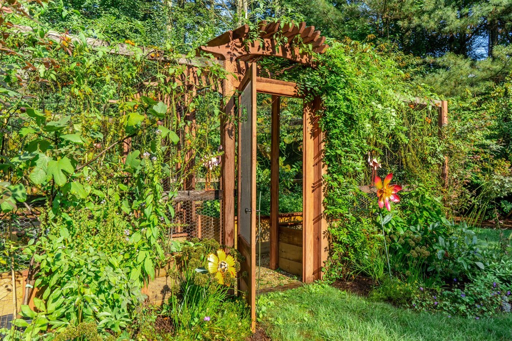 19 Davis Road Carlisle, MA 01741 - Photo 41 of 41 Gallery Image 41