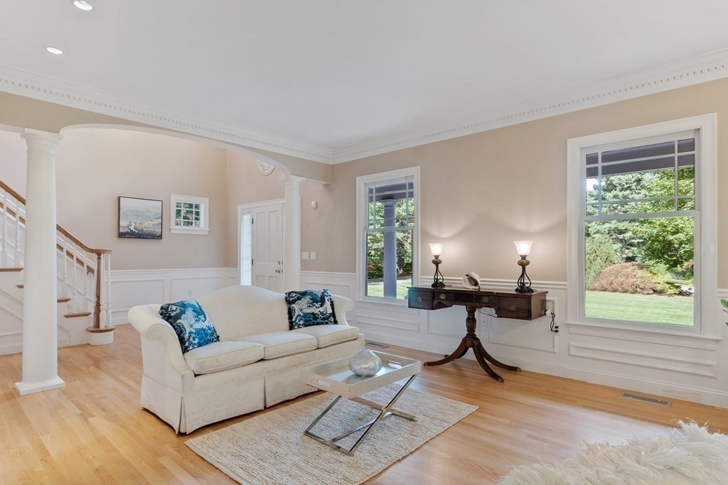 19 Davis Road Carlisle, MA 01741 - Photo 8 of 41 Gallery Image 8