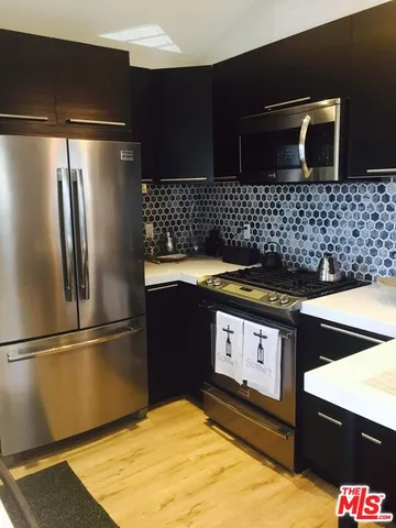 $4,150 | 559 Vernon Avenue, Venice, CA 90291