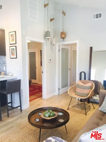 $4,150 | 559 Vernon Avenue, Venice, CA 90291