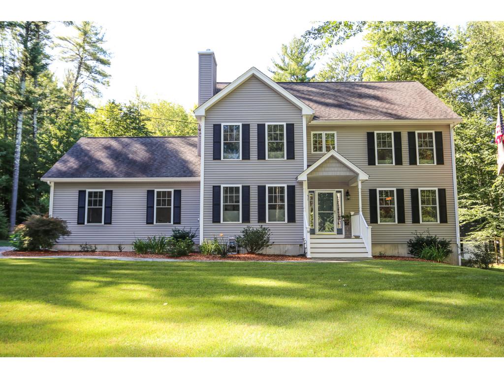 14 Longa Road Merrimack, NH 03054 - Photo 1 of 36
