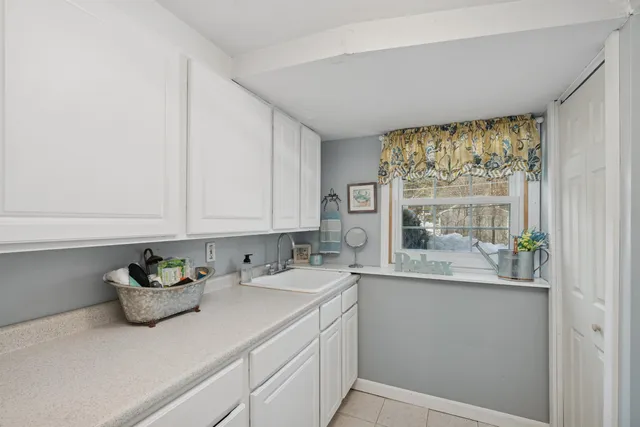 $575,000 | 244 Harris Road, Nashua, NH 03062