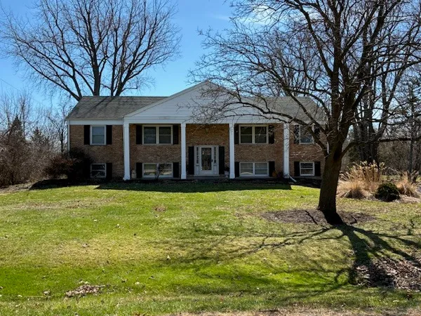 $552,553 | 16W567 Hillside Lane, Willowbrook, IL 60527