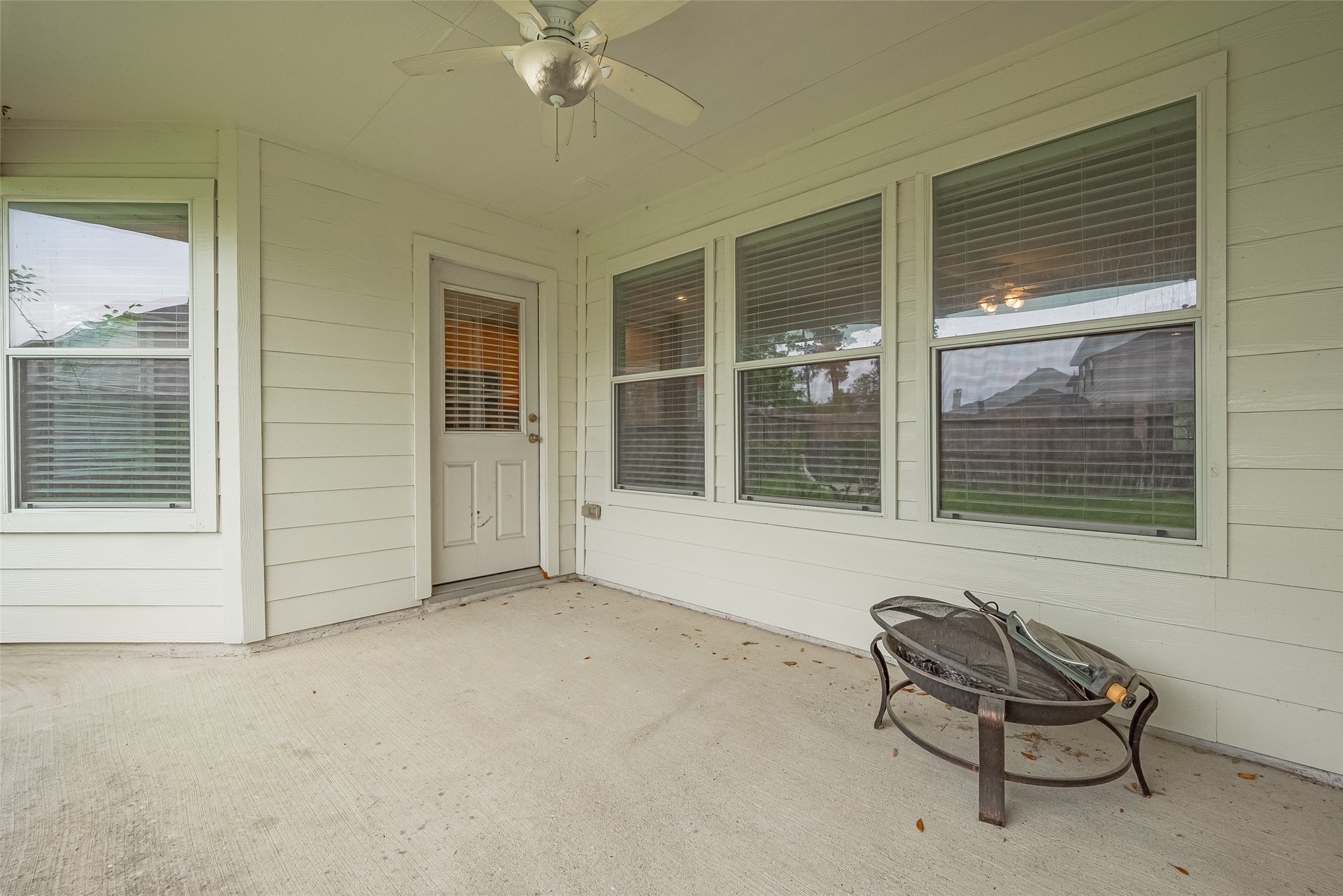 1007 Casting Springs Way Spring, TX 77373 - Photo 39 of 43