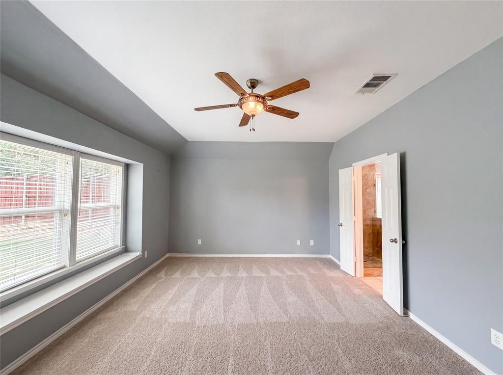 2805 Hereford Road Denton, TX 76210 - Photo 12 of 20
