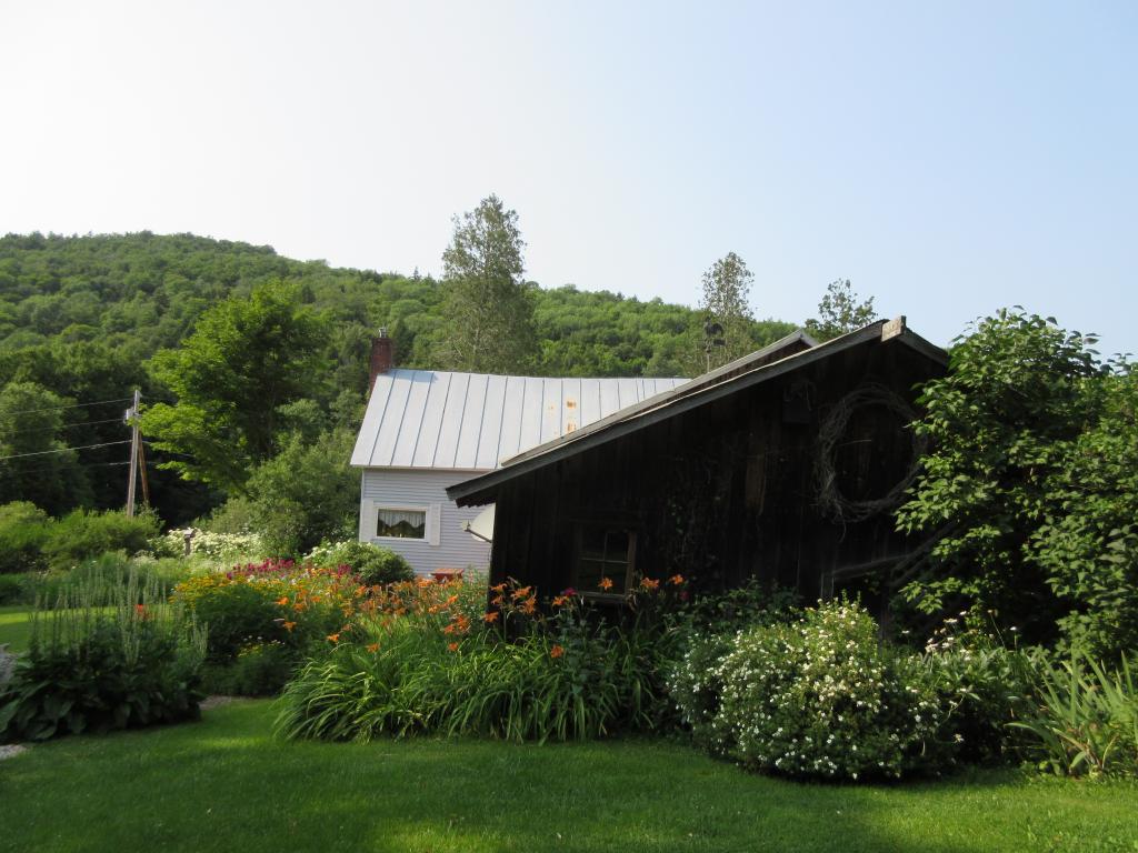 3270 Vermont Rte 125 Hancock, VT 05748 - Photo 23 of 36