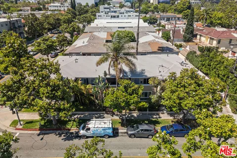 $3,100,000 | 272 South Doheny Drive, Beverly Hills, CA 90211