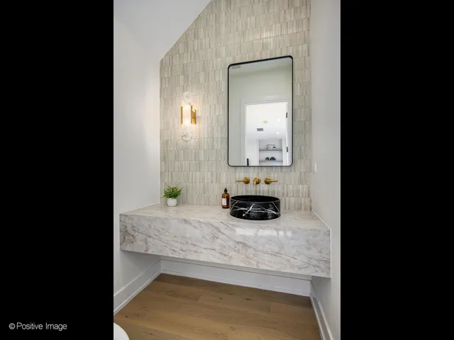 $1,299,000 | 1412 North Elk Grove Avenue, Unit F, Chicago, IL 60622