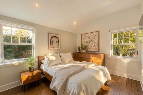 $2,395,000 | 91 East Tiana Road, Hampton Bays, NY 11946