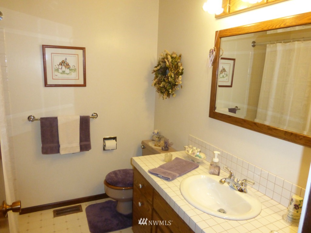 10134 Ridge Place Sedro-Woolley, WA 98284 - Photo 23 of 25 Gallery Image 23
