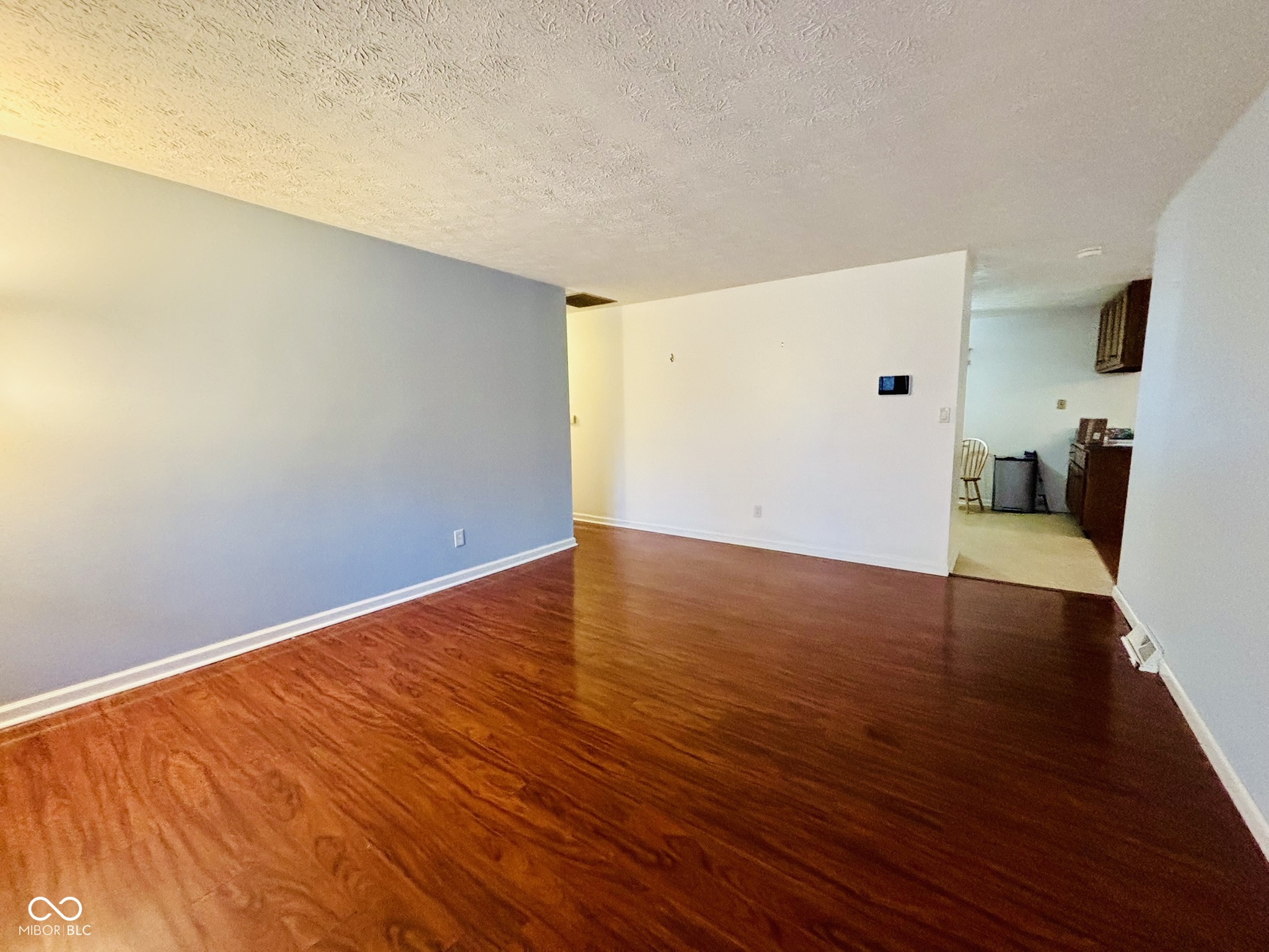 8110 Jeff Road Indianapolis, IN 46217 - Photo 4 of 32 Gallery Image 4