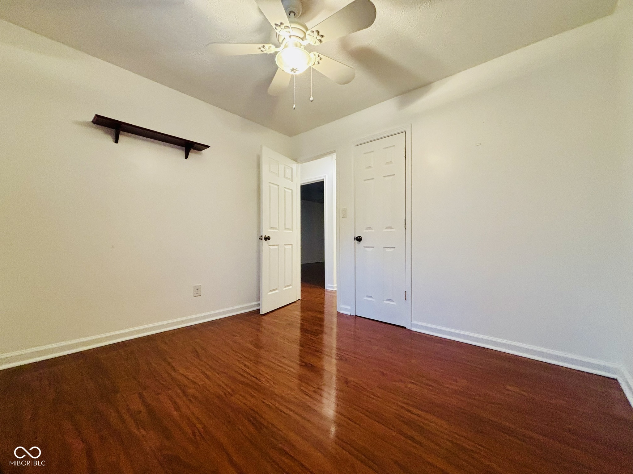 8110 Jeff Road Indianapolis, IN 46217 - Photo 6 of 32 Gallery Image 6