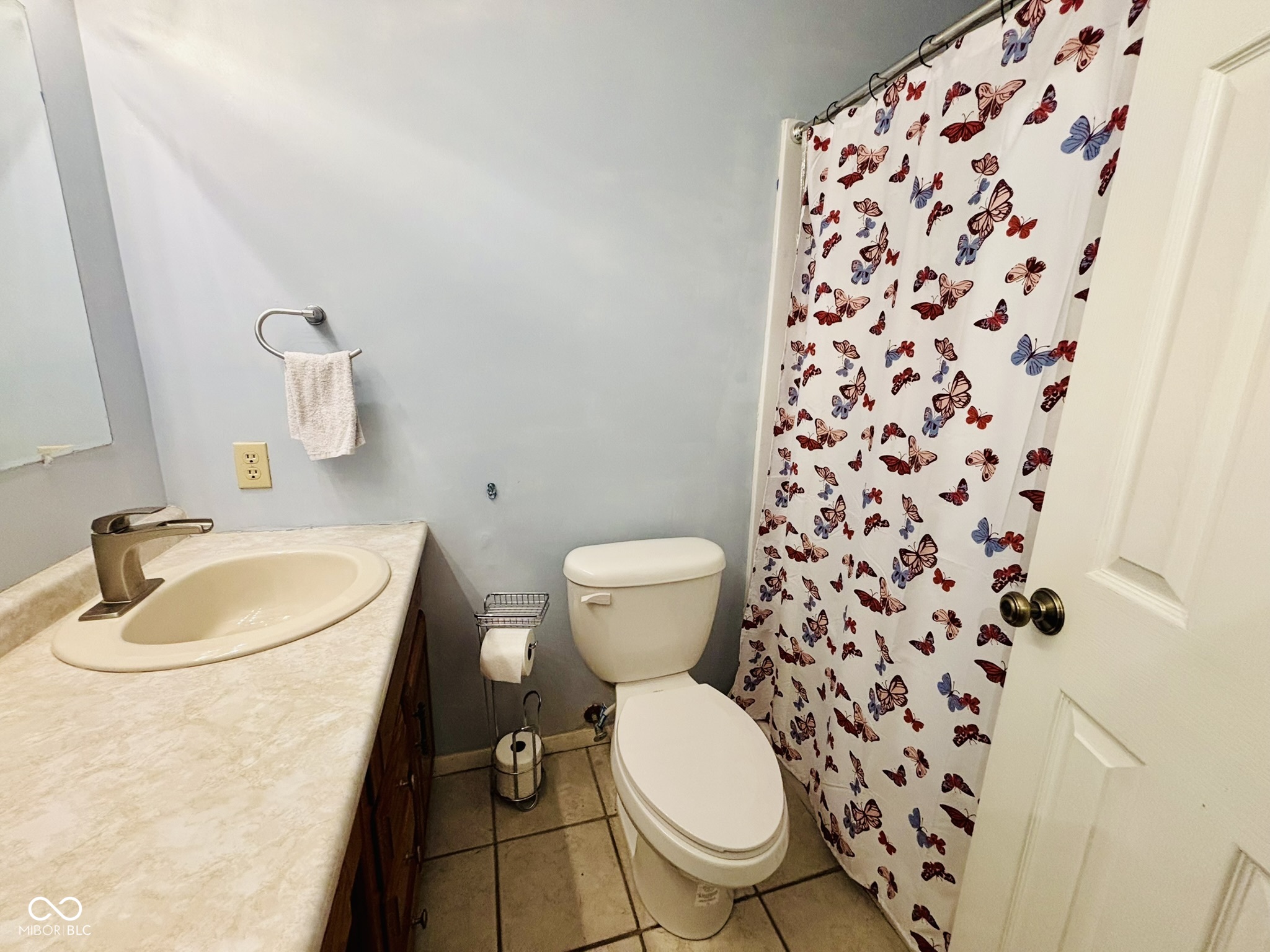 8110 Jeff Road Indianapolis, IN 46217 - Photo 8 of 32 Gallery Image 8