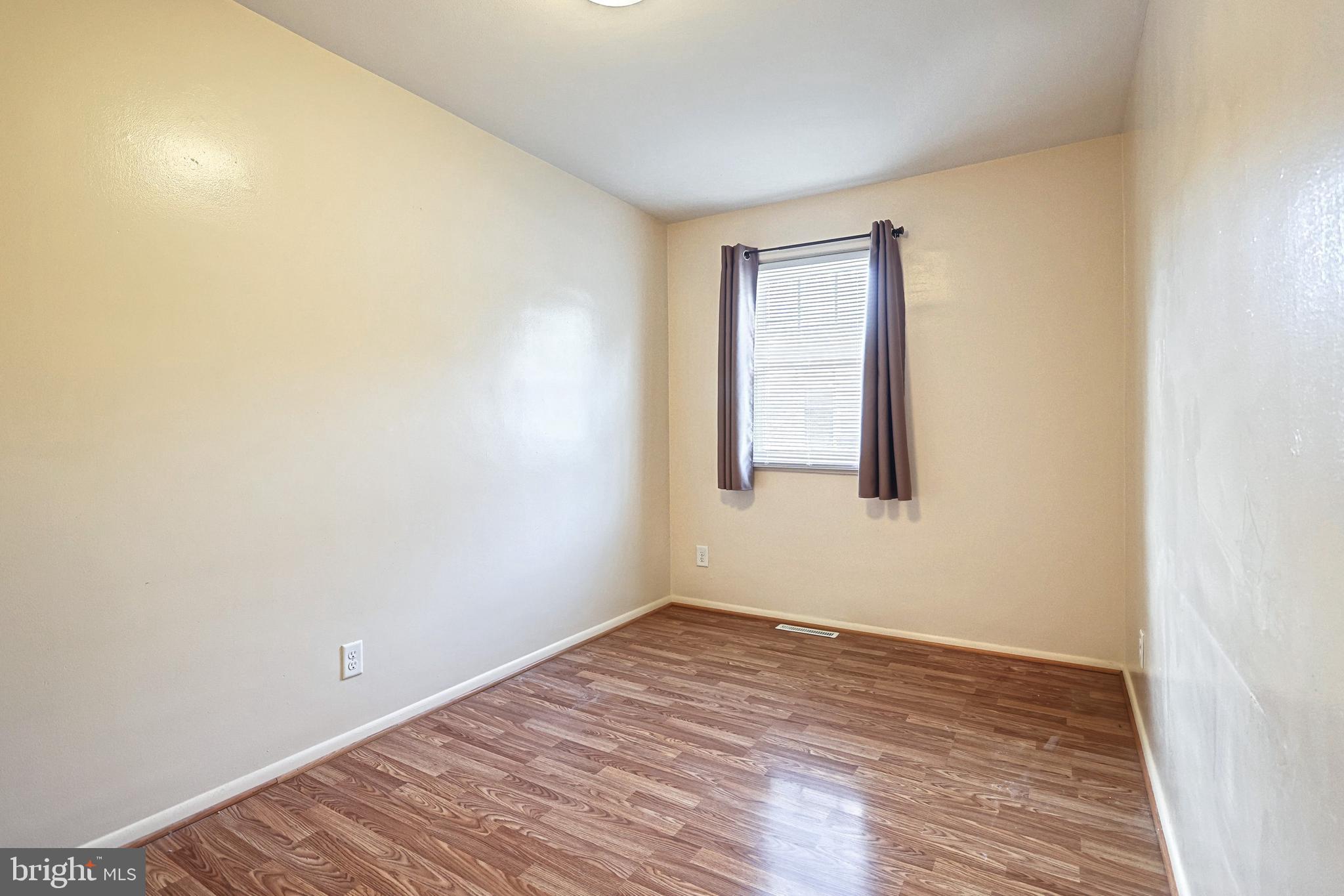 1744 Devers Road York, PA 17404 - Photo 17 of 25 Gallery Image 17