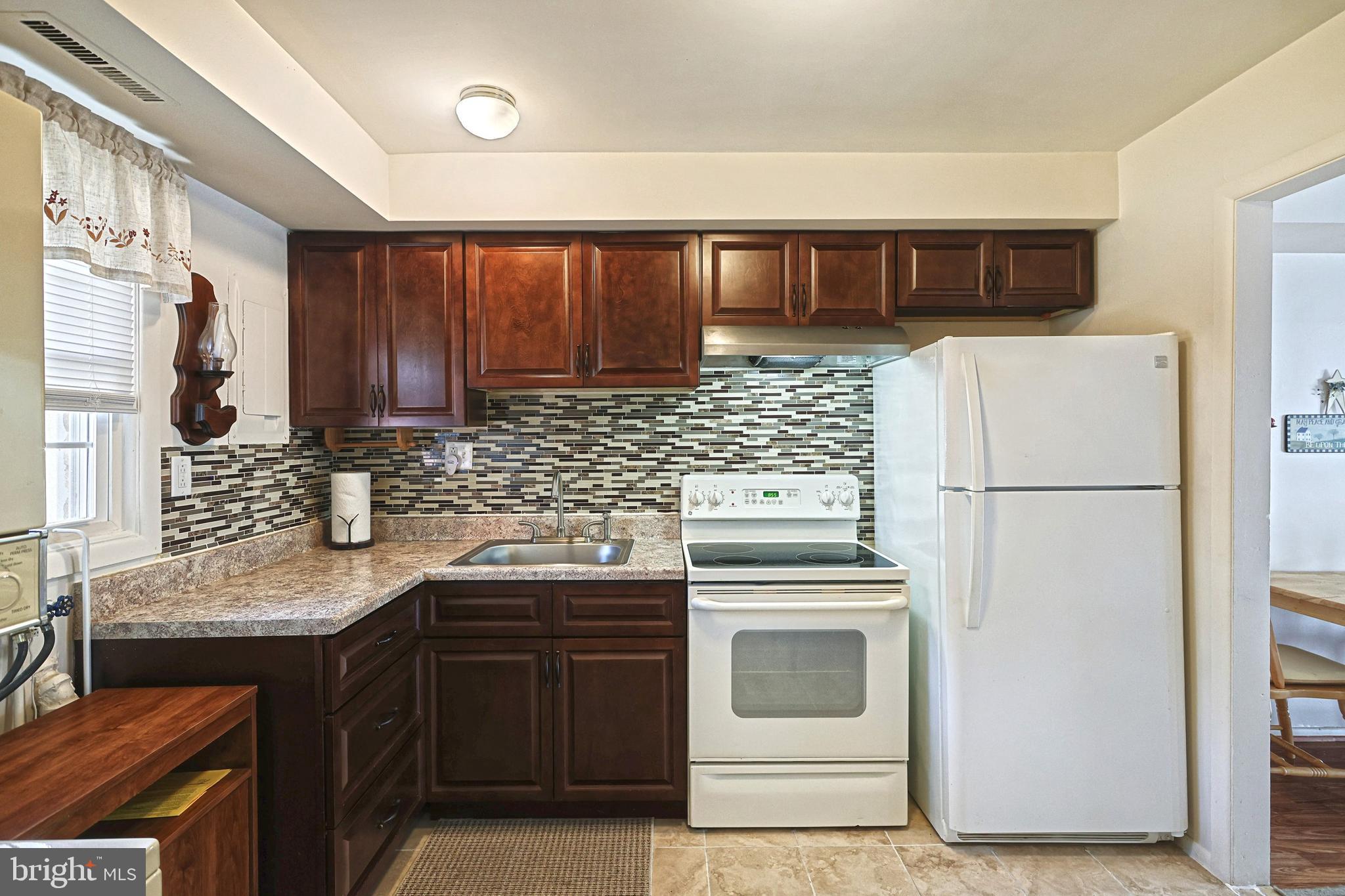 1744 Devers Road York, PA 17404 - Photo 7 of 25 Gallery Image 7