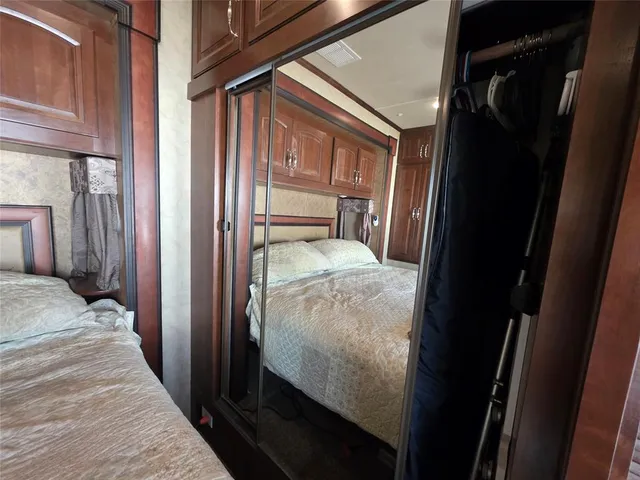 a view of utility room