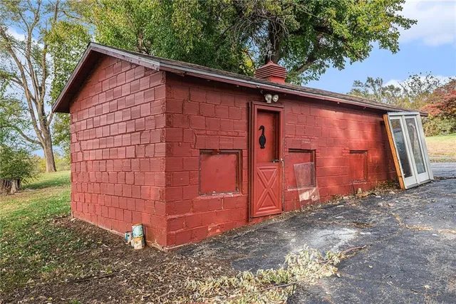 $229,900 | 3929 Pickett Road, St. Joseph, MO 64503