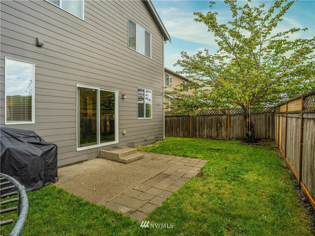 7309 Radius Loop Southeast Lacey, WA 98513 - Photo 8 of 32 Gallery Image 8