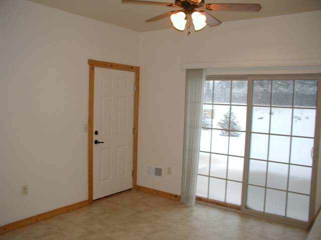314 Christopher Street, Unit 1 Eagle River, WI 54521 - Photo 7 of 8 Gallery Image 7