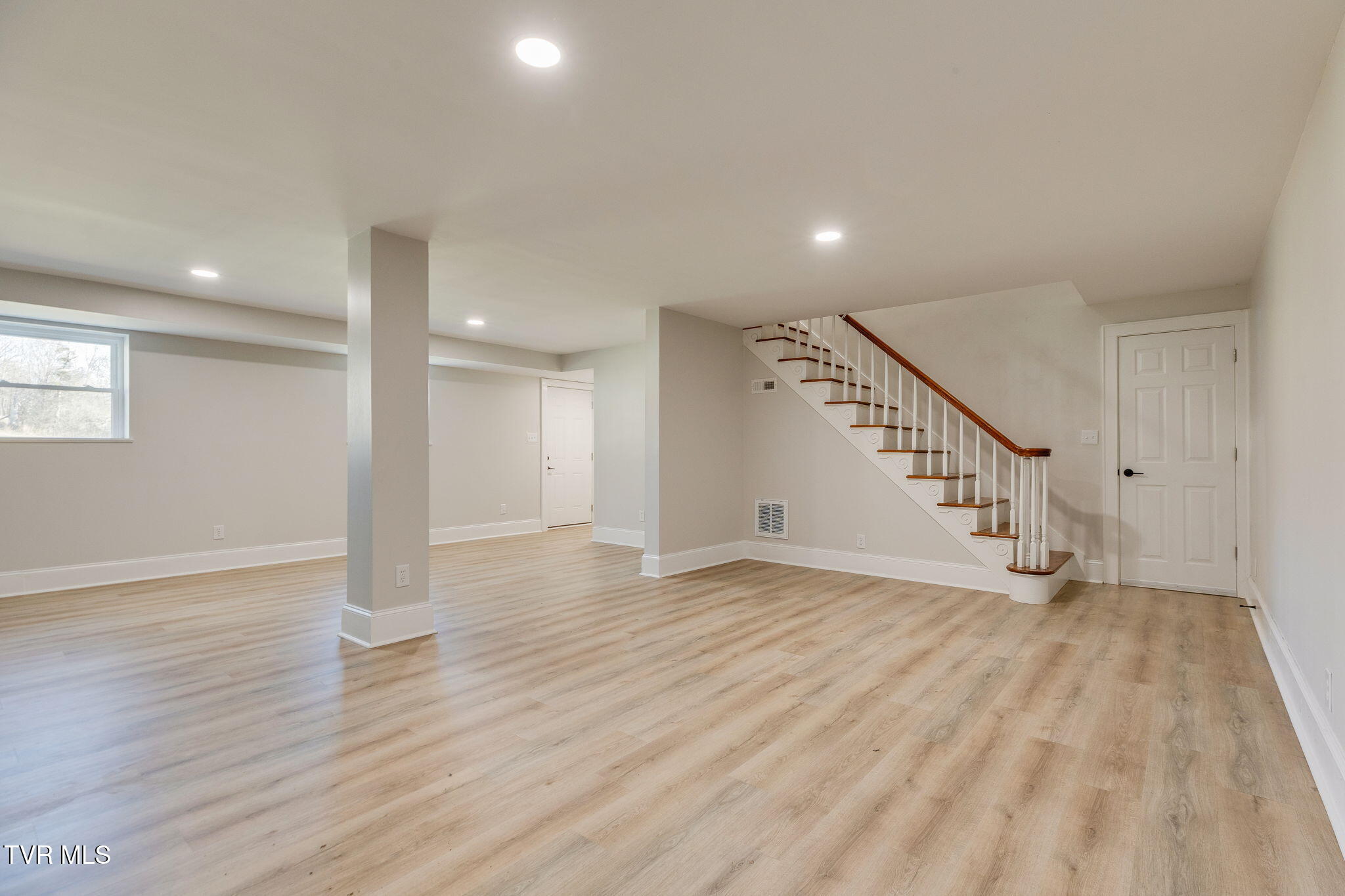 146 Carlton Road Bristol, TN 37620 - Photo 27 of 46 024