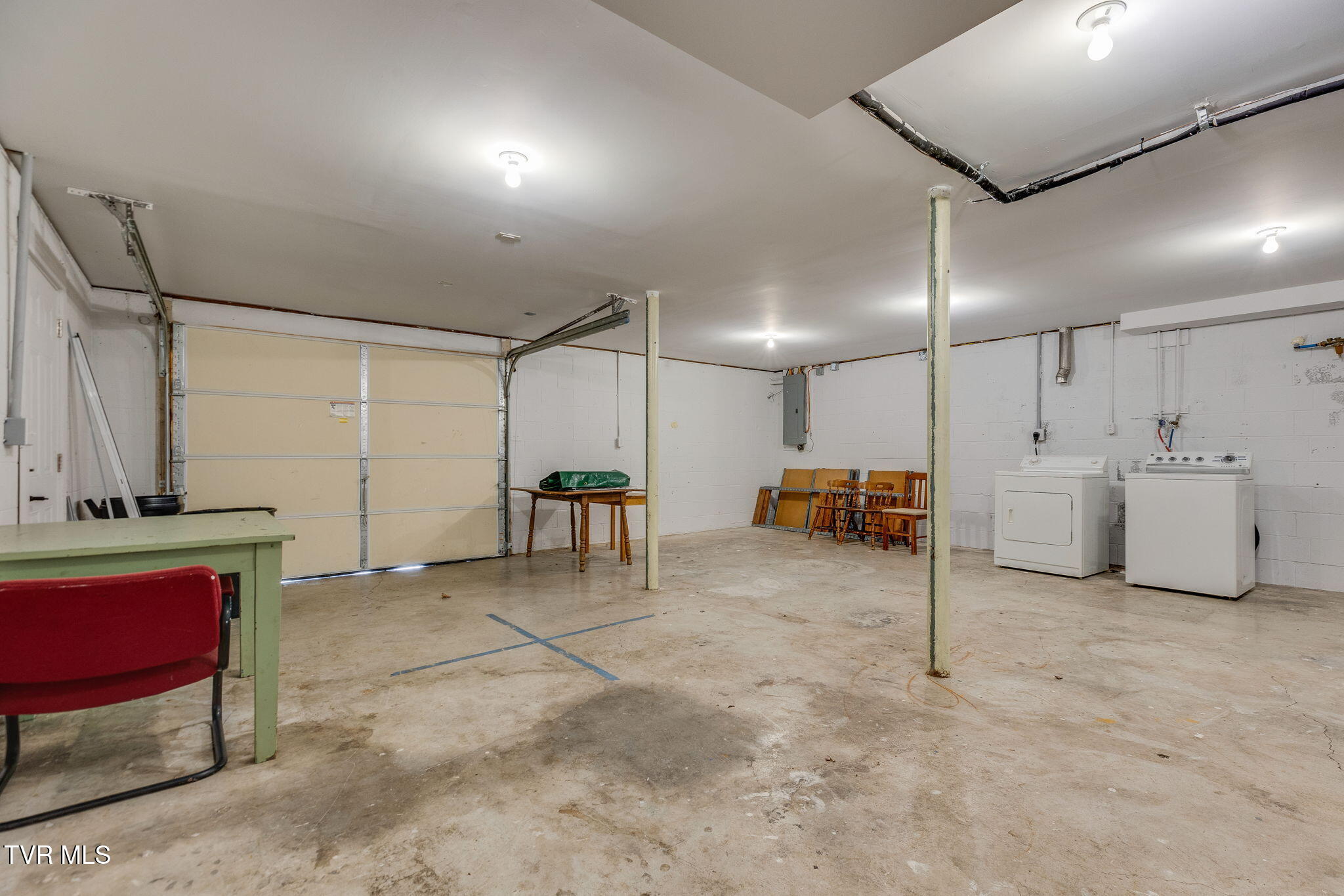 146 Carlton Road Bristol, TN 37620 - Photo 30 of 46 026