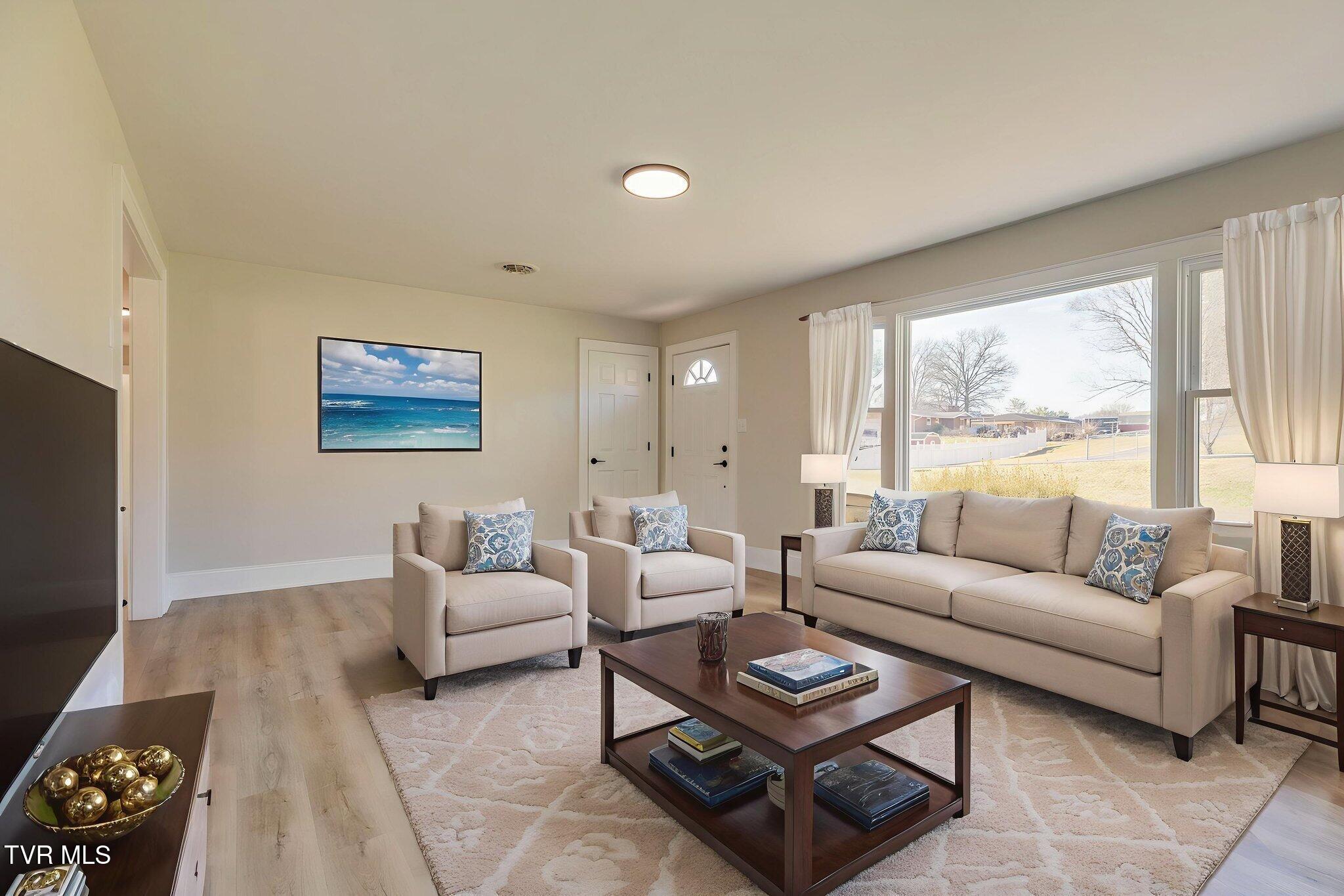 146 Carlton Road Bristol, TN 37620 - Photo 4 of 46 006 virtually staged