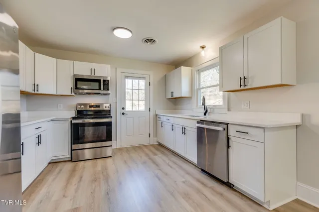 $339,000 | 146 Carlton Road, Bristol, TN 37620