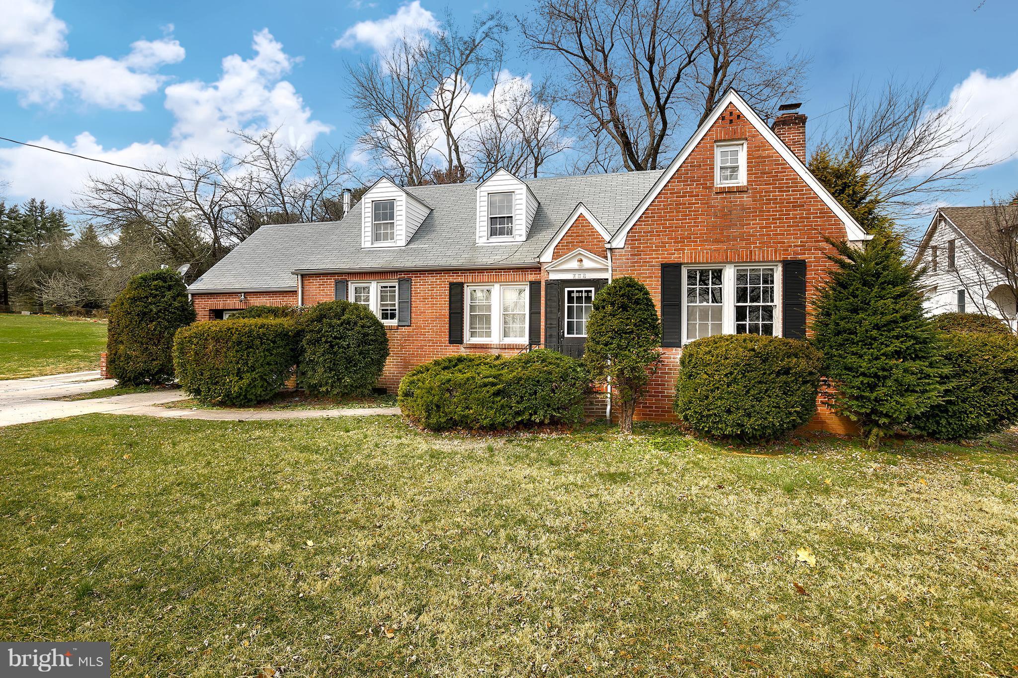 704 Ridge Road Mount Airy, MD 21771 - Photo 2 of 23 Exterior (Front)