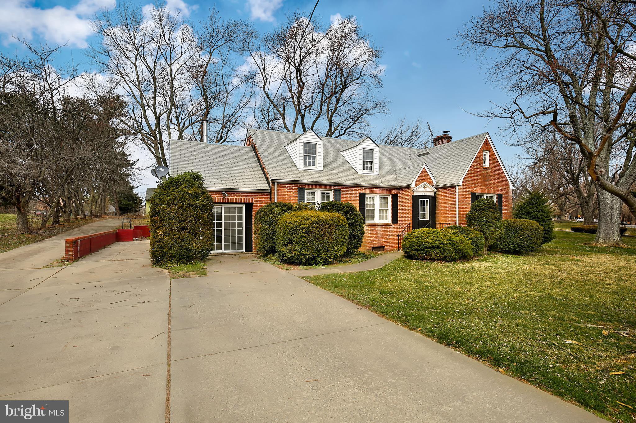 704 Ridge Road Mount Airy, MD 21771 - Photo 3 of 23 Exterior (Front)