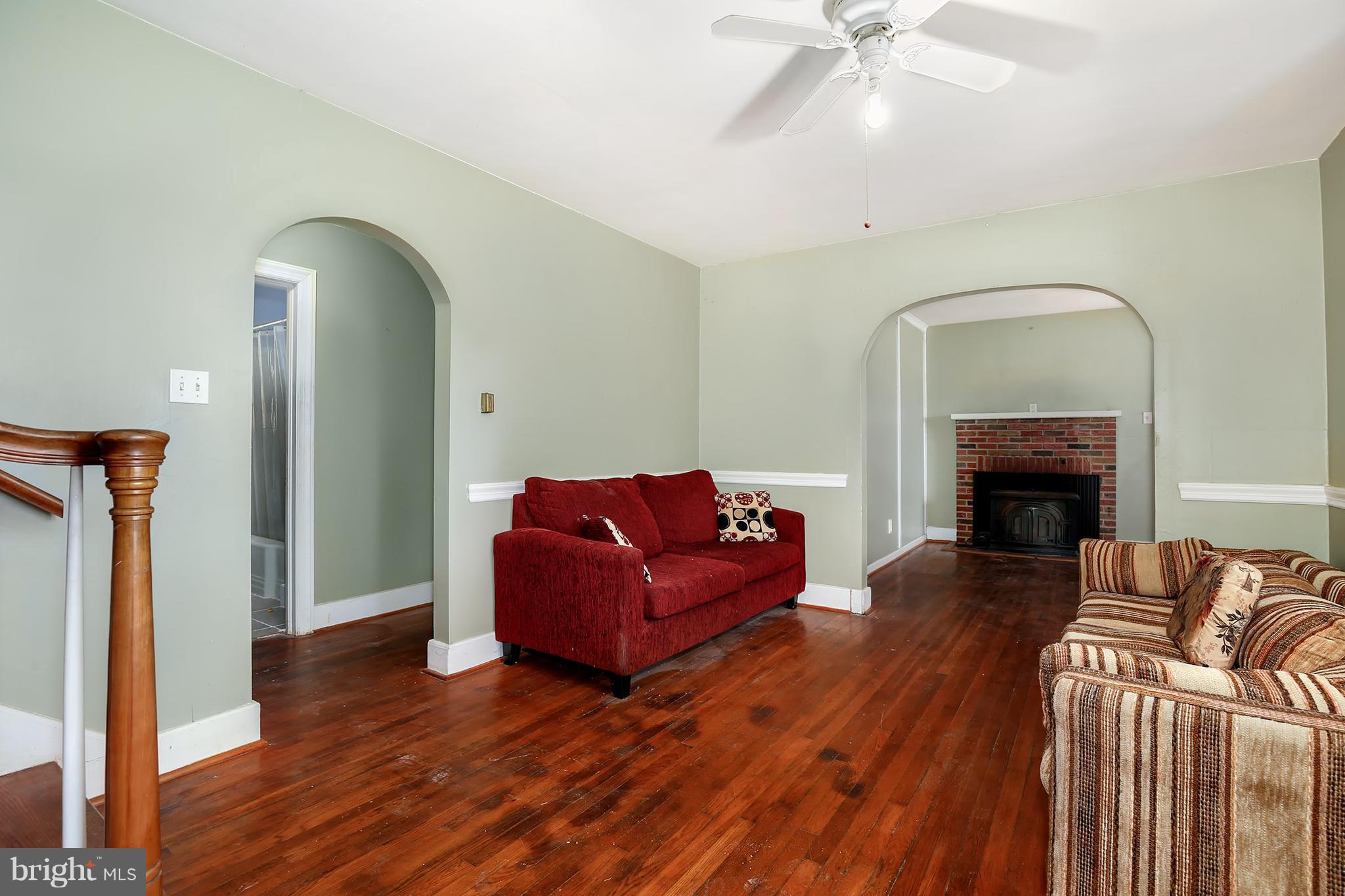 704 Ridge Road Mount Airy, MD 21771 - Photo 8 of 23 Living Room