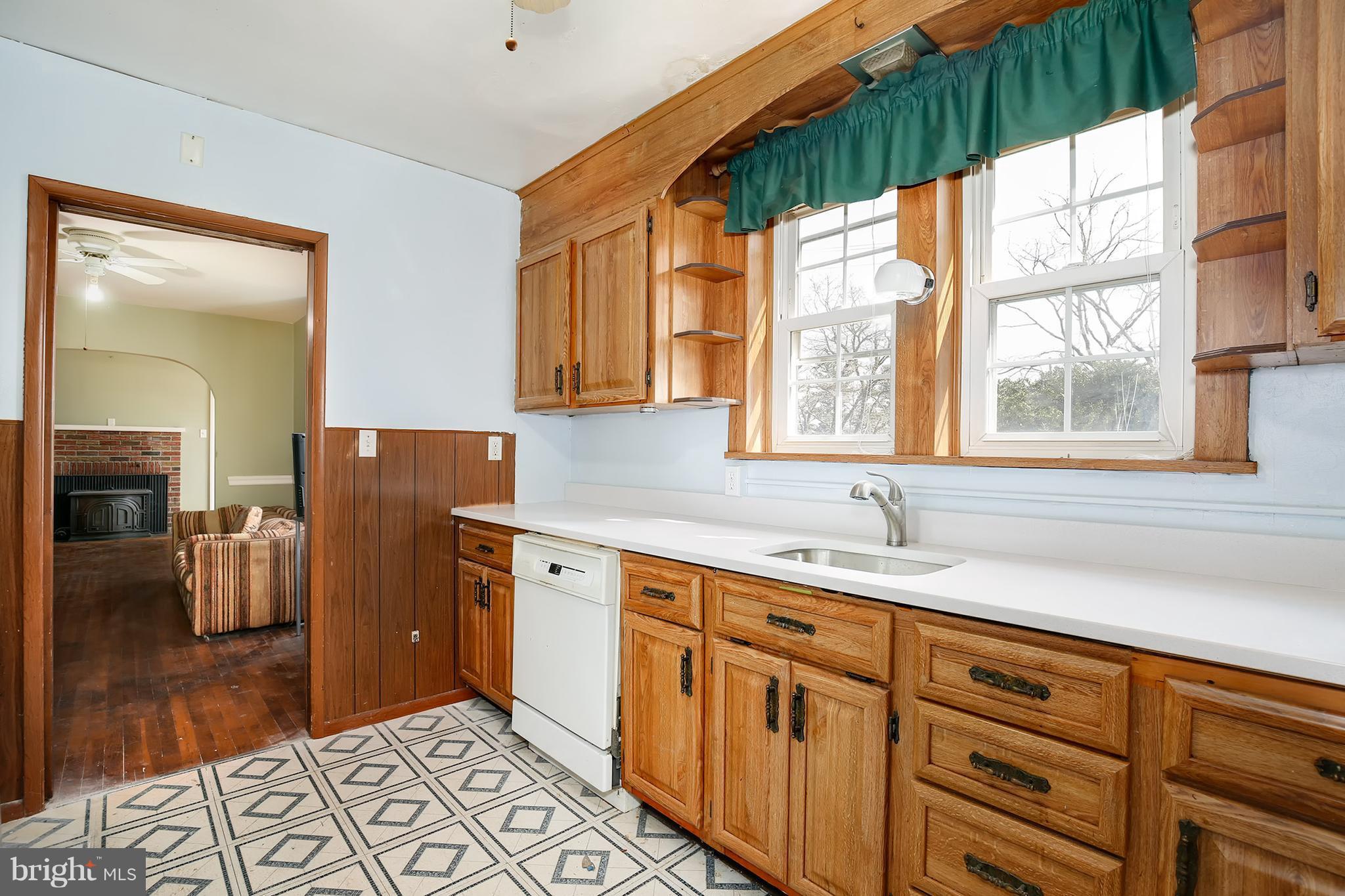 704 Ridge Road Mount Airy, MD 21771 - Photo 10 of 23 Kitchen