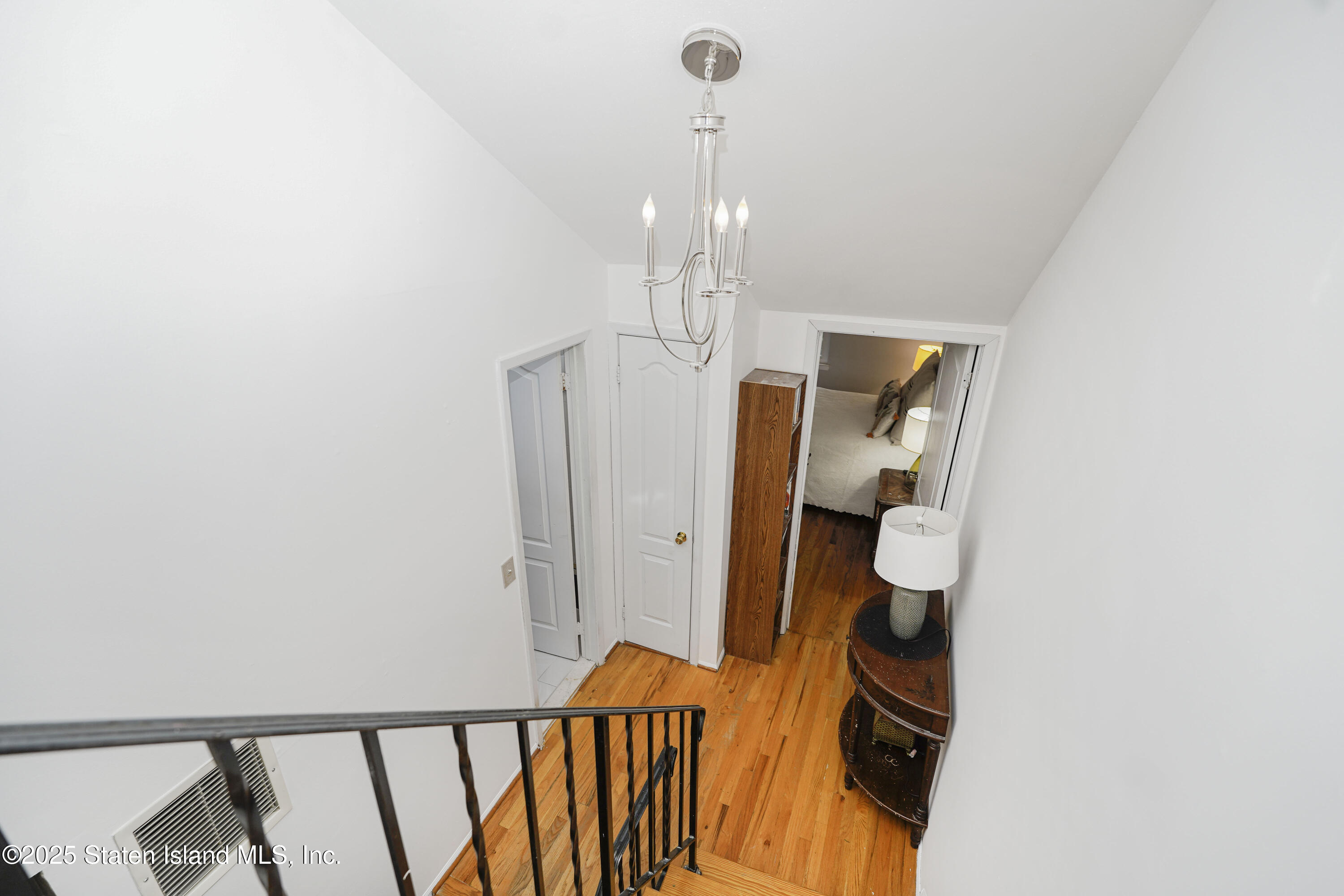 121 Lorraine Loop Staten Island, NY 10309 - Photo 23 of 35 Photo May 06 2025, 4 45 26 AM