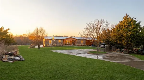 $580,000 | 17613 Soman Drive, Nevada, TX 75173