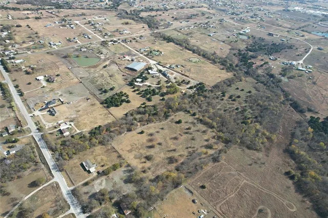 $350,000 | 17613 Soman Drive, Nevada, TX 75173