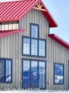 $1,040,000 | 115 Spike Loop, Etna, WY 83118