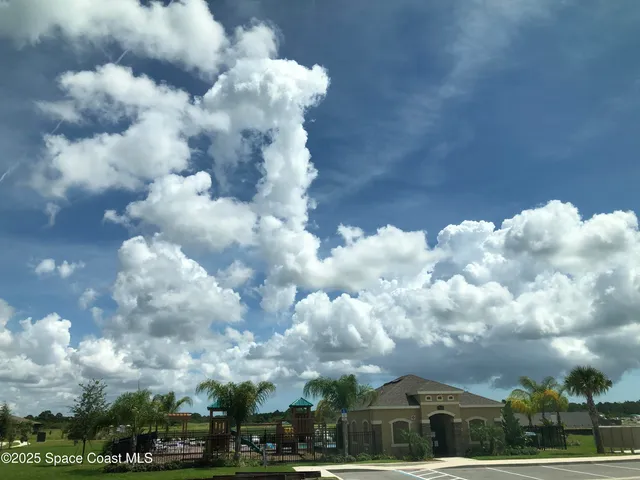 $1,950 | 857 Old Country Rd S East, Palm Bay, FL 32909