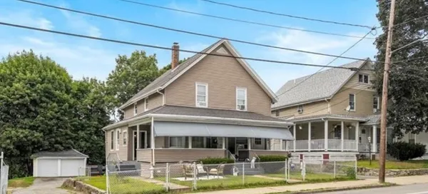 $1,750 | 675 Park Avenue, Unit 2, Woonsocket, RI 02895