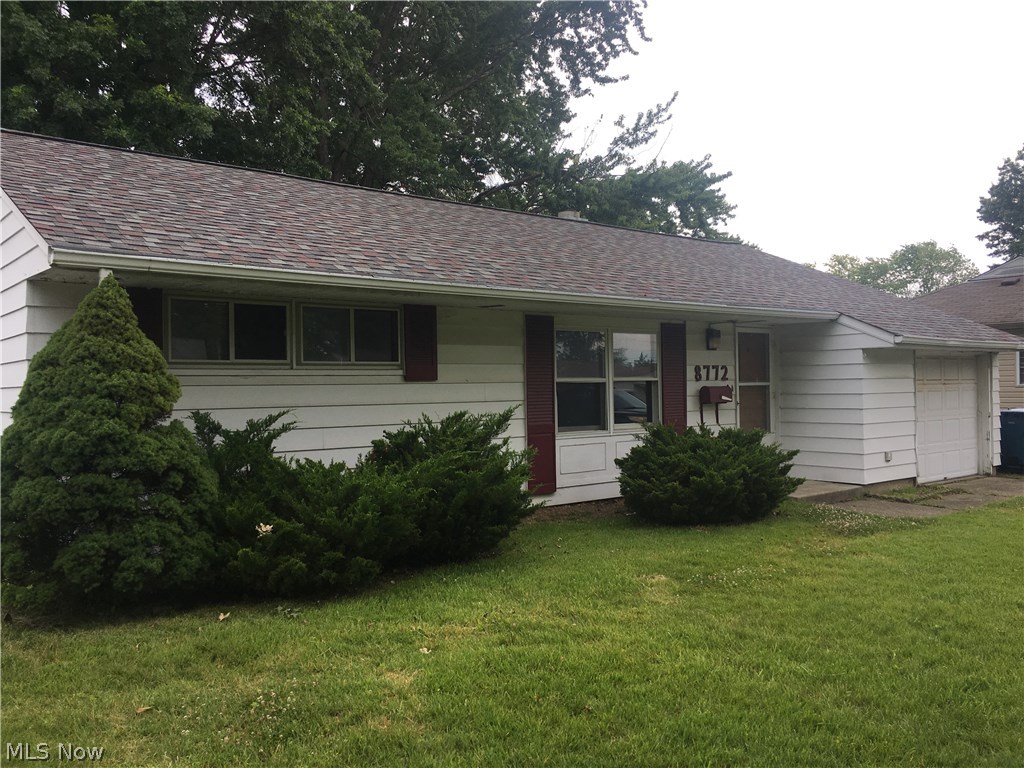 8772 Lynnhaven Road Parma Heights, OH 44130 - Photo 16 of 17