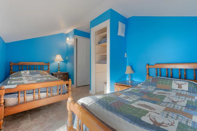 $450,000 | 3 Alexander Reed Road, Richmond, ME 04357