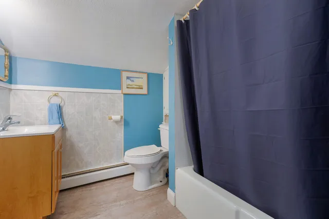 $425,000 | 3 Alexander Reed Road, Richmond, ME 04357