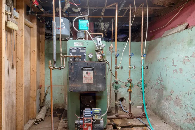 $425,000 | 3 Alexander Reed Road, Richmond, ME 04357