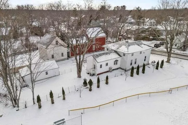 $425,000 | 3 Alexander Reed Road, Richmond, ME 04357