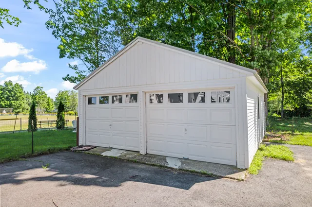 $425,000 | 3 Alexander Reed Road, Richmond, ME 04357