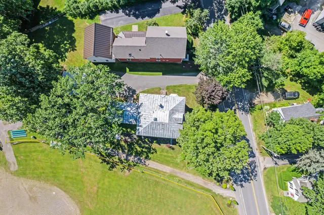 $450,000 | 3 Alexander Reed Road, Richmond, ME 04357
